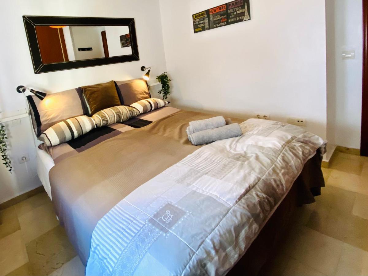 Apartament Penthouse With 45 M2 Private Terrace Malaga Zewnętrze zdjęcie